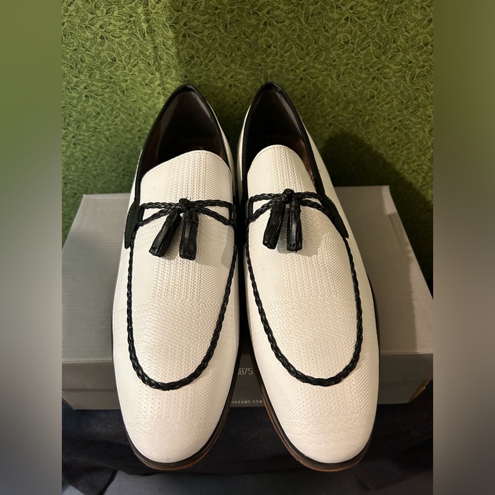 Stacy Adams White and Black Tassel Loafers